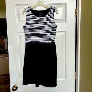 Cynthia Rowley size 8 black and white dress